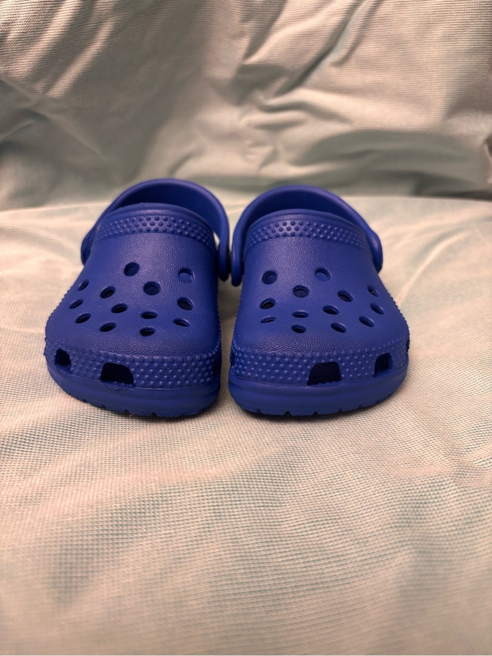 Crocs Blue Baby Toddler Clogs Size 2/3 Slip-On Shoes with Heel Straps